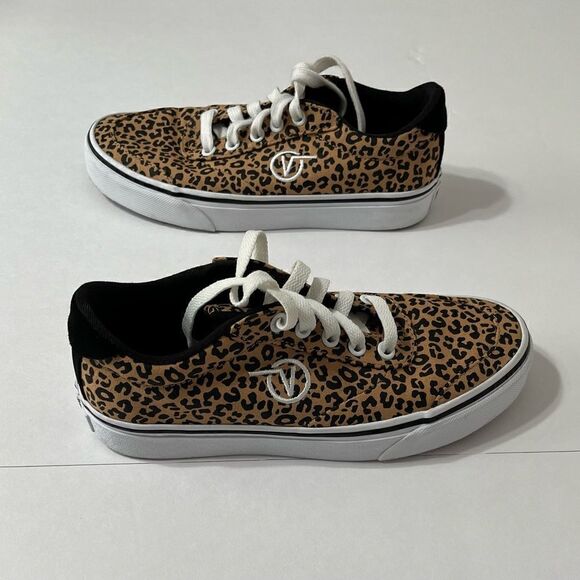 Vans Animal Print Skateboarding Shoe Womens Size 6 - Picture 3 of 5